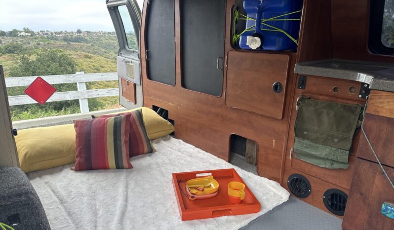 								1998 Ford E-350 Sportsmobile 4×4 full									