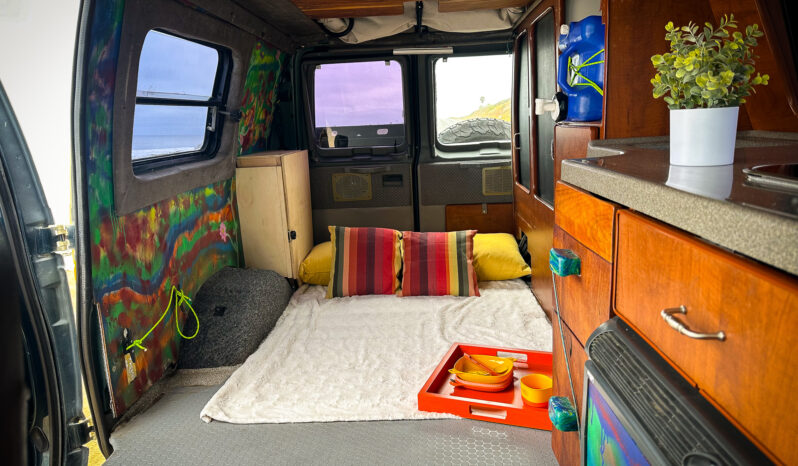 								1998 Ford E-350 Sportsmobile 4×4 full									