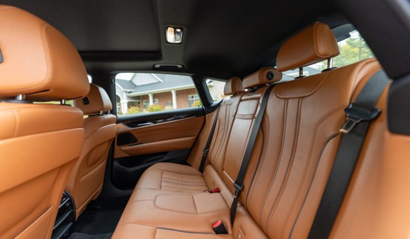 								2018 BMW 640i xDrive Gran Turismo full									