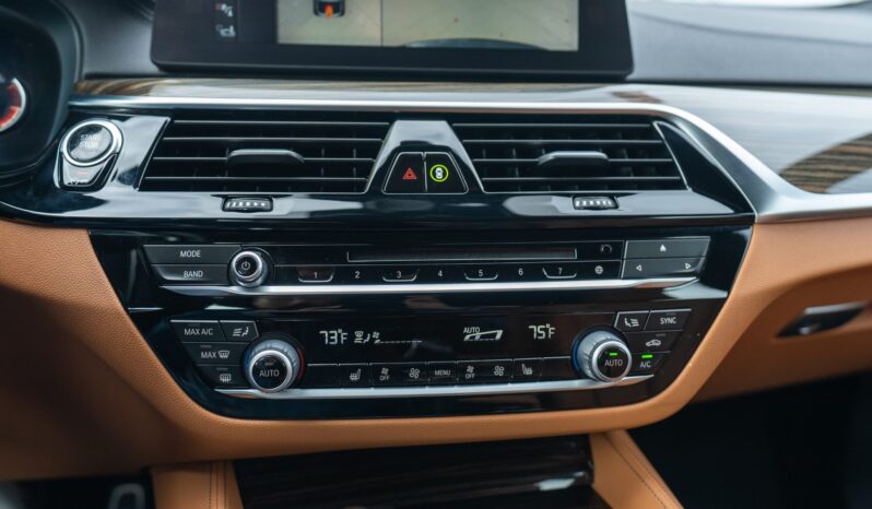 								2018 BMW 640i xDrive Gran Turismo full									