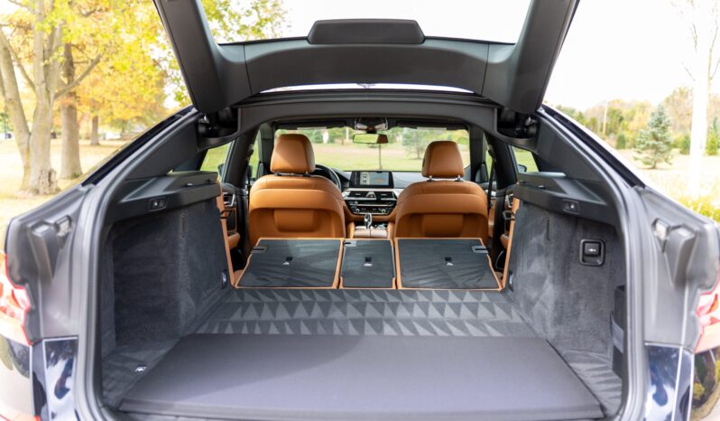 								2018 BMW 640i xDrive Gran Turismo full									