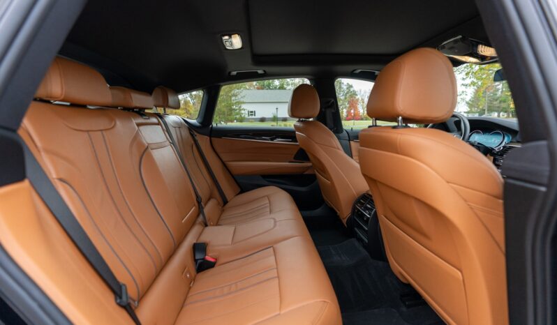 								2018 BMW 640i xDrive Gran Turismo full									