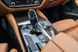 										2018 BMW 640i xDrive Gran Turismo full									