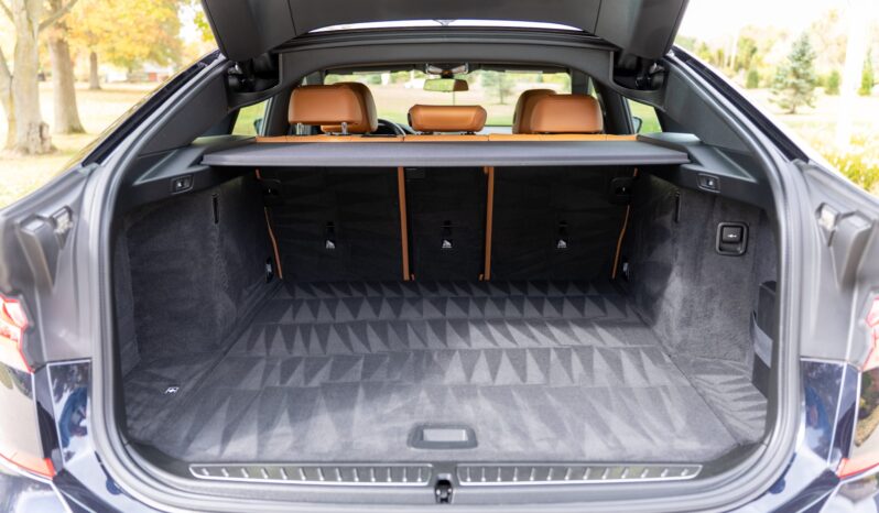 								2018 BMW 640i xDrive Gran Turismo full									