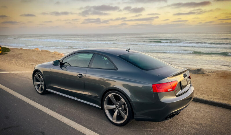 								2013 Audi RS5 Coupe full									