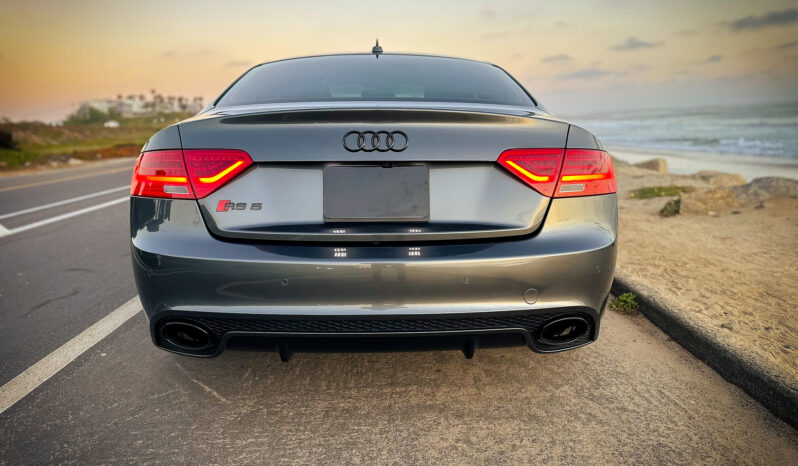 								2013 Audi RS5 Coupe full									