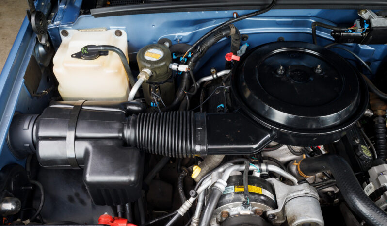 								1995 Chevrolet Tahoe LT 4×4 full									