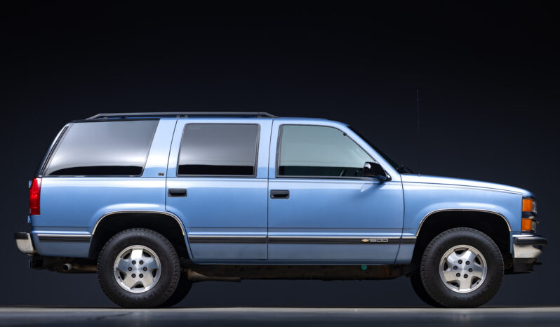 								1995 Chevrolet Tahoe LT 4×4 full									