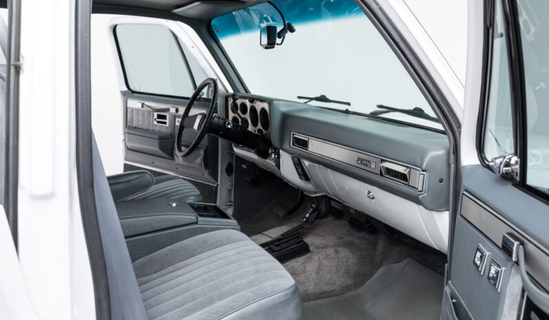 								1985 GMC Suburban full									