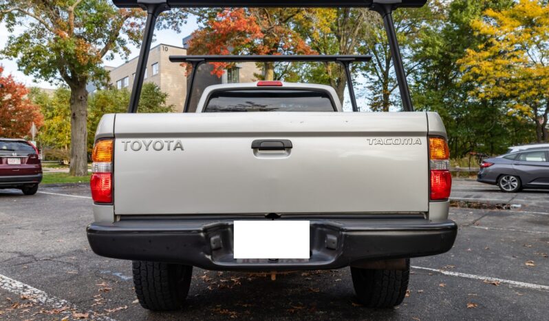 								2004 Toyota Tacoma 4×4 5-Speed full									