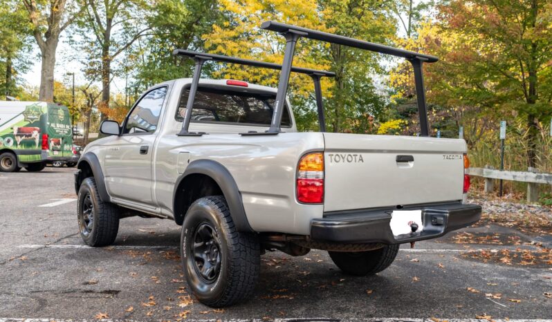 								2004 Toyota Tacoma 4×4 5-Speed full									
