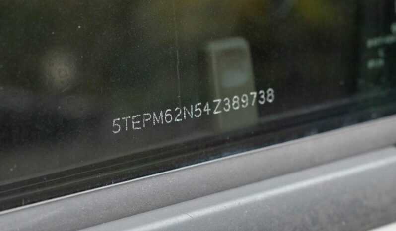 								2004 Toyota Tacoma 4×4 5-Speed full									