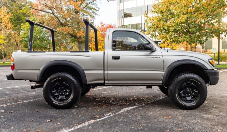								2004 Toyota Tacoma 4×4 5-Speed full									
