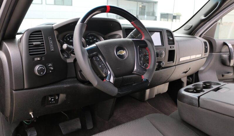 								2013 Chevrolet Silverado 2500HD LT Extended Cab Duramax 4×4 full									