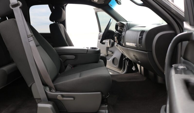 								2013 Chevrolet Silverado 2500HD LT Extended Cab Duramax 4×4 full									