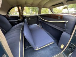 										1947 Packard Custom Super Clipper Eight full									