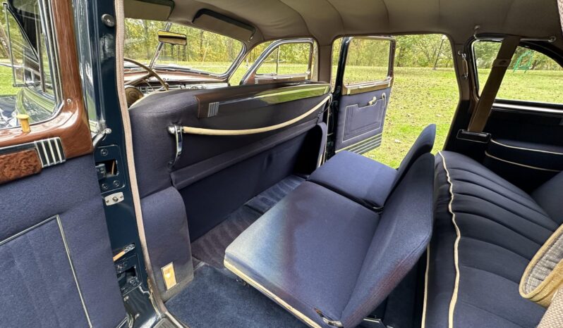 								1947 Packard Custom Super Clipper Eight full									