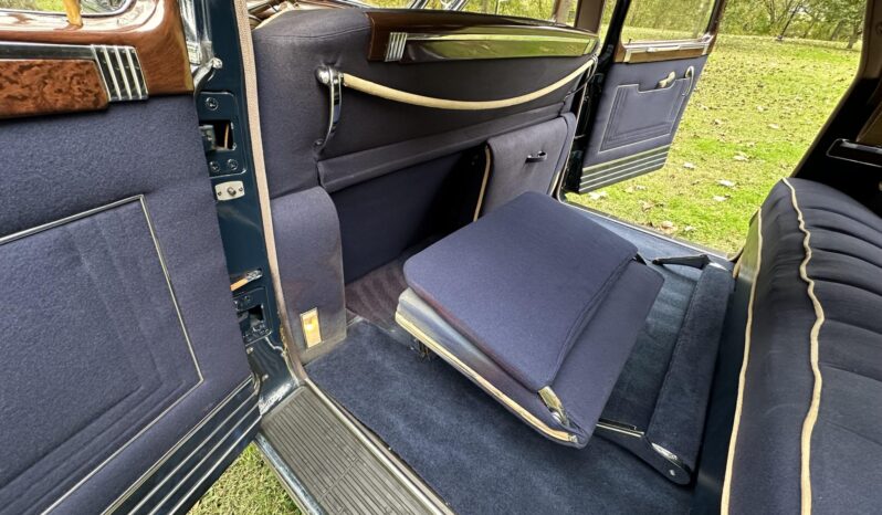 								1947 Packard Custom Super Clipper Eight full									