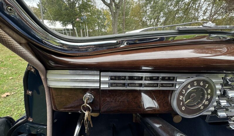 								1947 Packard Custom Super Clipper Eight full									
