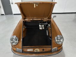 										1972 Porsche 911T Coupe 5-Speed full									