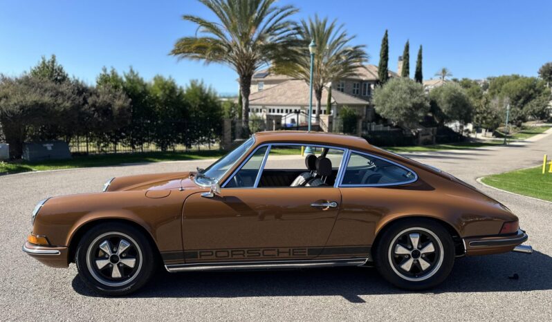 								1972 Porsche 911T Coupe 5-Speed full									