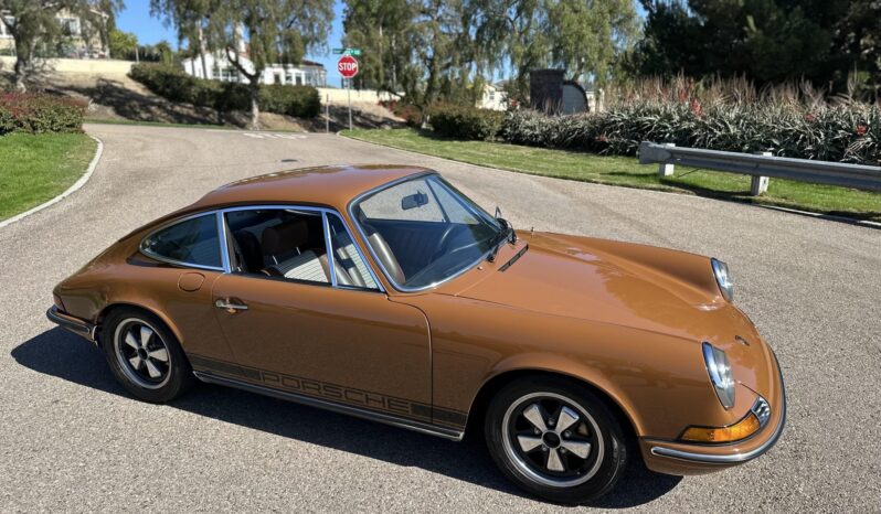 								1972 Porsche 911T Coupe 5-Speed full									