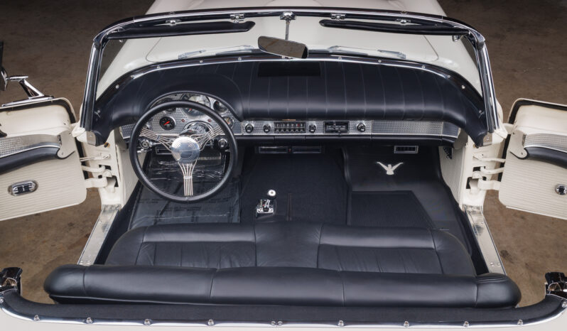 								1957 Ford Thunderbird full									