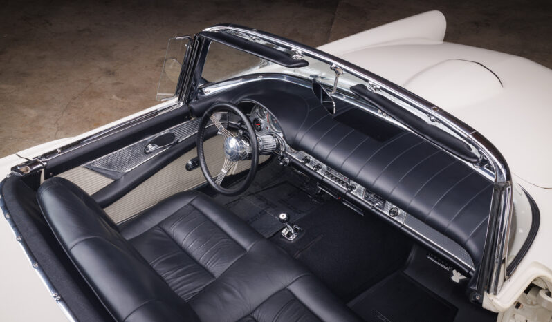 								1957 Ford Thunderbird full									