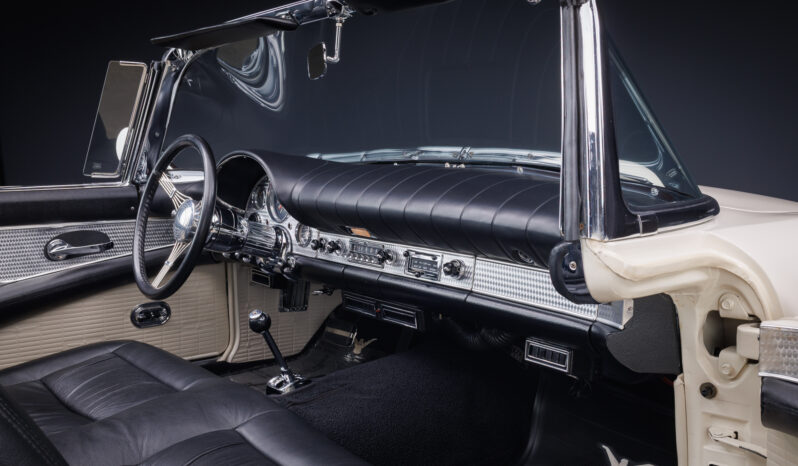 								1957 Ford Thunderbird full									