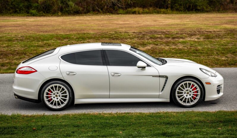 								2012 Porsche Panamera Turbo full									