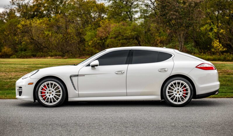 								2012 Porsche Panamera Turbo full									