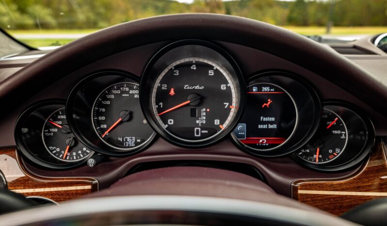								2012 Porsche Panamera Turbo full									