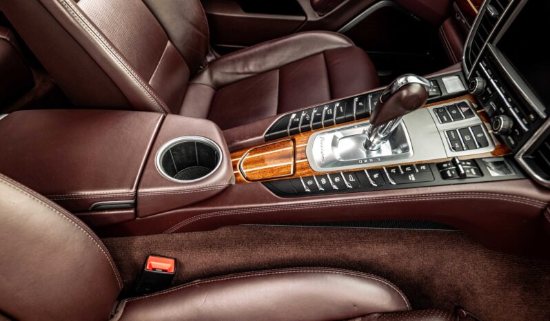 								2012 Porsche Panamera Turbo full									