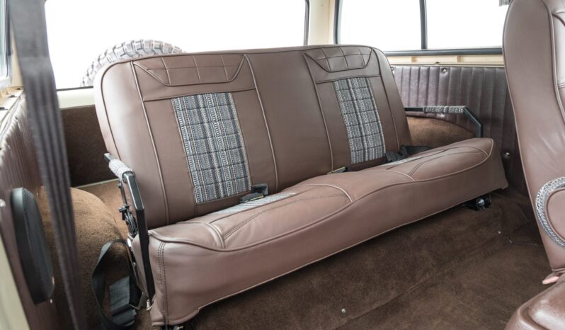 								1978 Ford Bronco Custom 400 full									