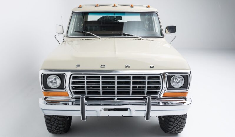 								1978 Ford Bronco Custom 400 full									