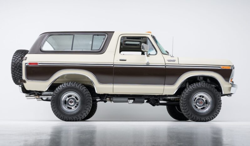								1978 Ford Bronco Custom 400 full									