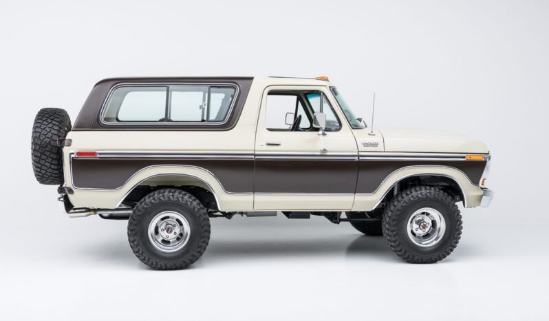 								1978 Ford Bronco Custom 400 full									