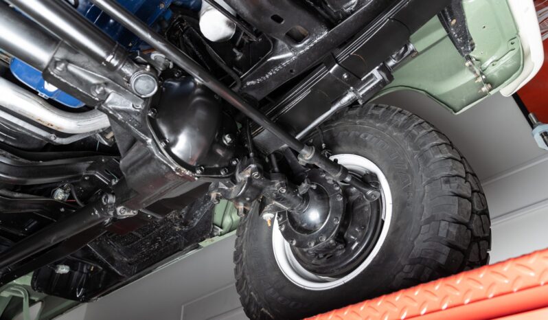 								1971 Ford F-250 Sport Custom Highboy 4×4 4-Speed full									