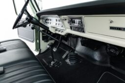 										1971 Ford F-250 Sport Custom Highboy 4×4 4-Speed full									