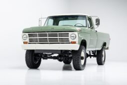										1971 Ford F-250 Sport Custom Highboy 4×4 4-Speed full									