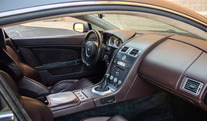 								2006 Aston Martin V8 Vantage Coupe 6-Speed full									