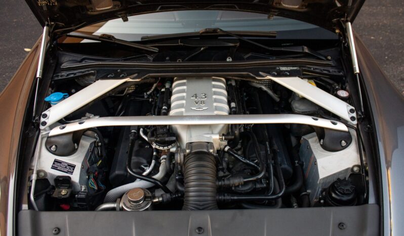 								2006 Aston Martin V8 Vantage Coupe 6-Speed full									