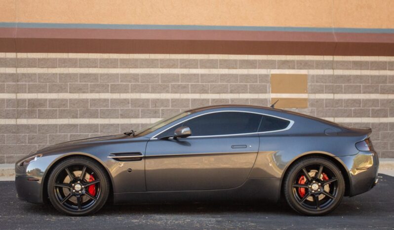 								2006 Aston Martin V8 Vantage Coupe 6-Speed full									