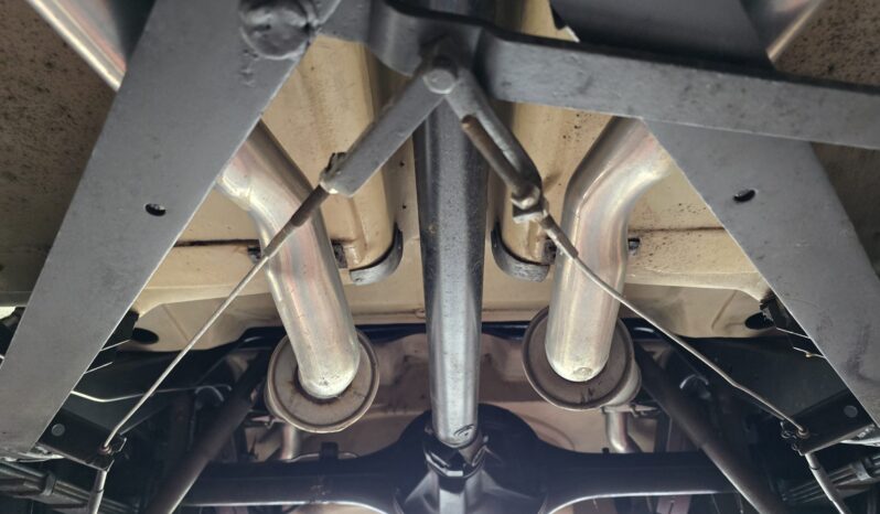 								1960 Chevrolet Corvette 5-Speed full									