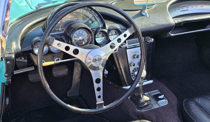 								1960 Chevrolet Corvette 5-Speed full									