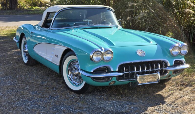 								1960 Chevrolet Corvette 5-Speed full									
