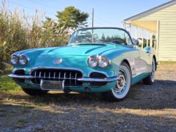 										1960 Chevrolet Corvette 5-Speed full									