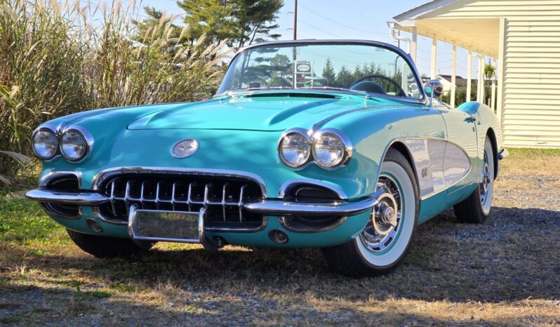 								1960 Chevrolet Corvette 5-Speed full									