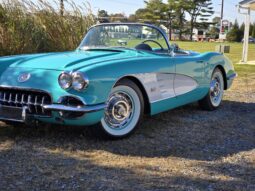 										1960 Chevrolet Corvette 5-Speed full									