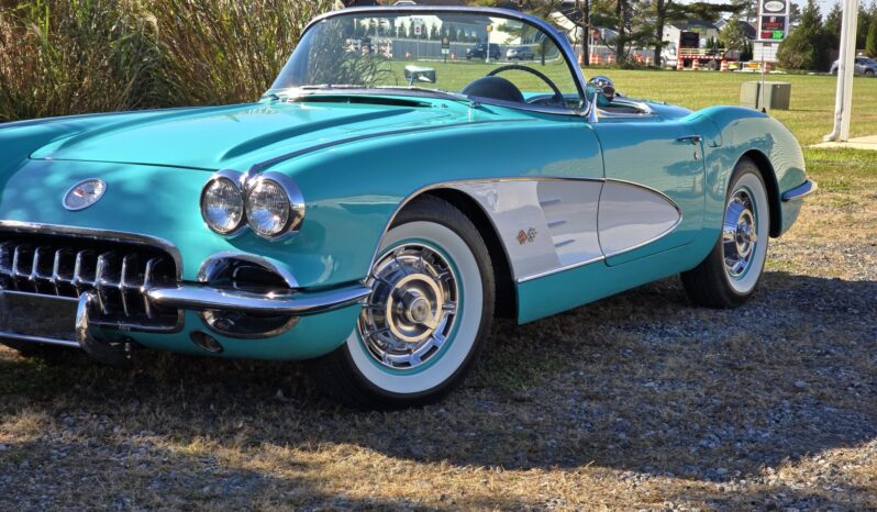 								1960 Chevrolet Corvette 5-Speed full									